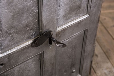Georgian metal safe